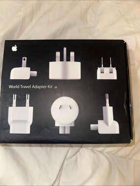 Apple World Travel Adapter Kit International Power Outlet Plugs